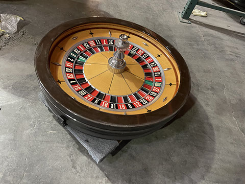 32" Roulette Wheel, Huxley wheel, casino wheel. double zero roulette